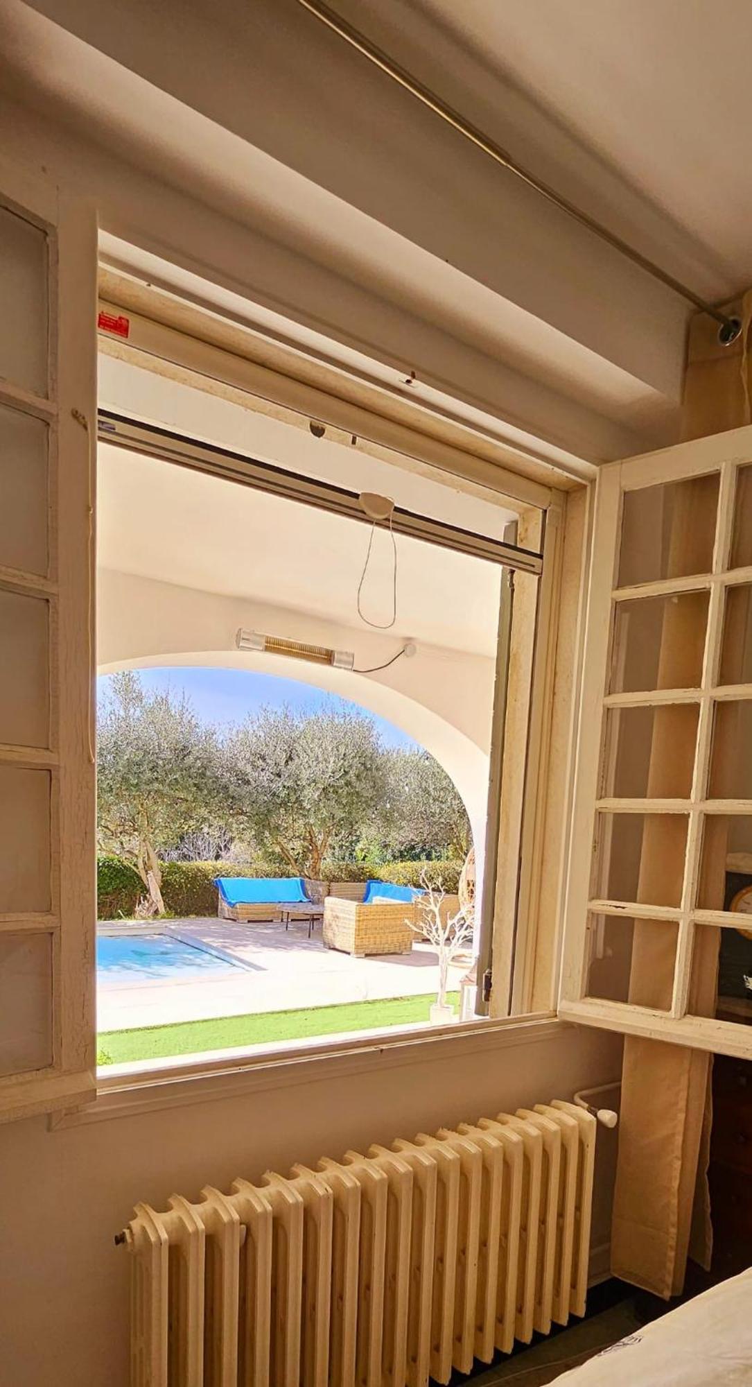 Dans Mas Provencal Avec Piscine Apartment *